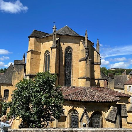 Апартаменты Au Coeur Du Centre Historique De Sarlat Экстерьер фото
